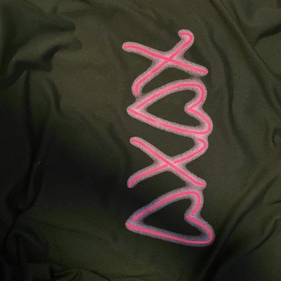 Xoxo T-shirt - Picture 3 of 3